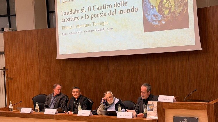 Un momento del convegno nell'Aula Magna della Pontificia Università Gregoriana
