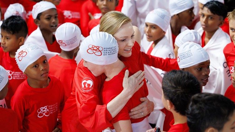 La principessa Charl&egrave;ne impegnata nelle attivit&agrave; della fondazione