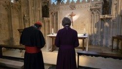 Erzbischöfin Sarah Mullally und Kardinal Kurt Koch am Donnerstag in Canterbury