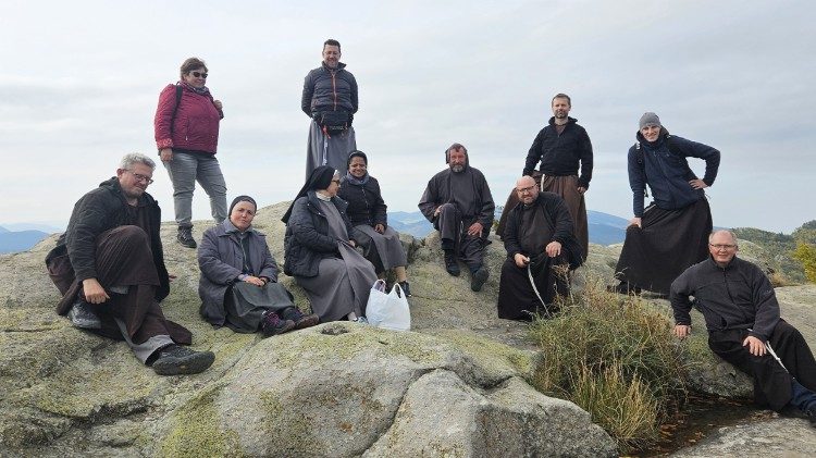 Отците капуцини днес