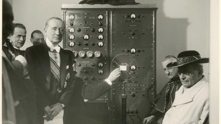 Papa Pio XI e Guglielmo Marconi (1931)